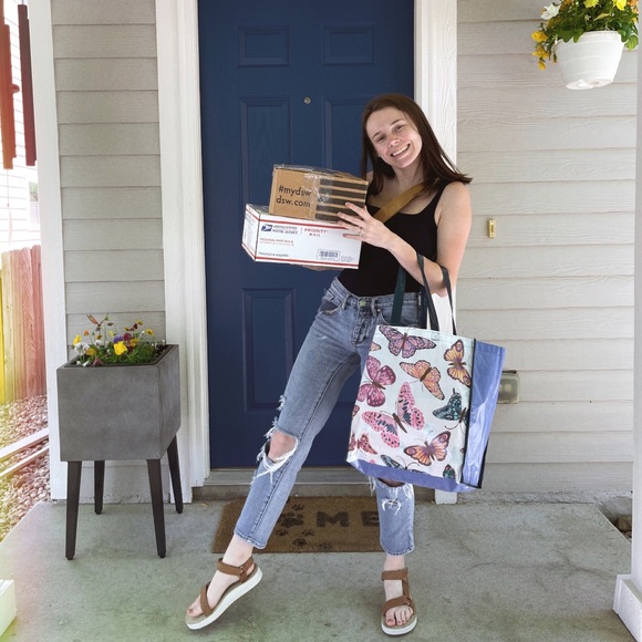 meet the posher✨like this to bookmark my closet! - Picture 13 of 15